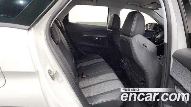 Peugeot 3008 2세대 1.5 BlueHDi Allure, 2019 12