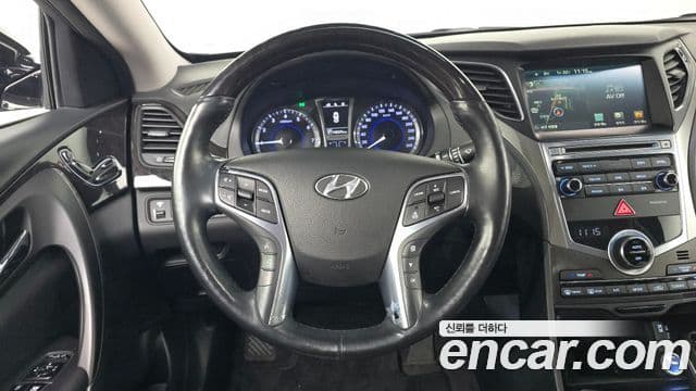 Hyundai Grandeur HG Modern, 2016 13