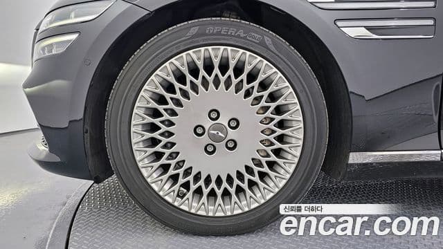 Genesis G80 (RG3) бензин 2.5 турбо AWD, 2022 все фото