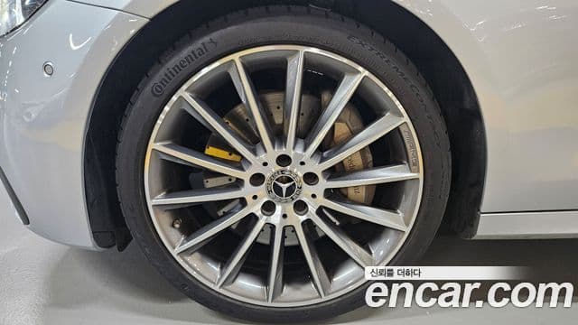 Mercedes-Benz E-класс W213 AMG Line, 2022 все фото