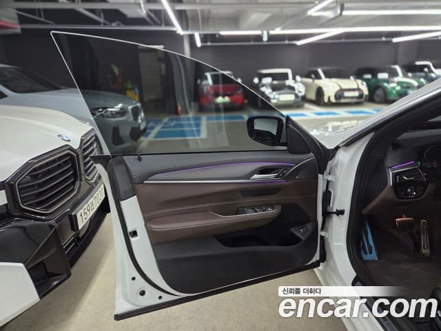 BMW 6시리즈 GT (G32) 620d xDrive M Sport, 2022 16