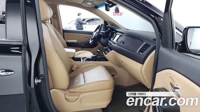 Kia All New Carnival Prestige, 2018 11
