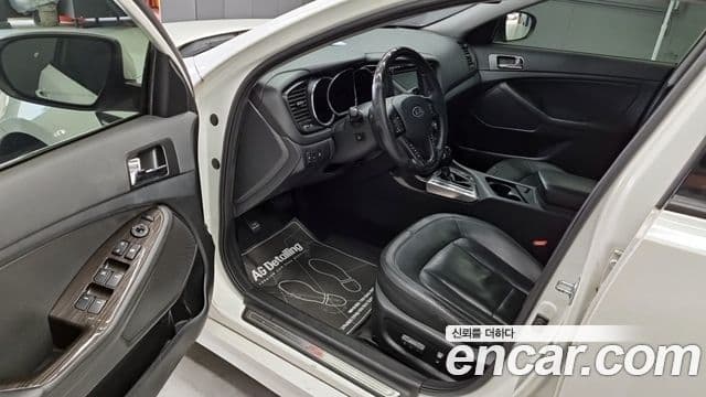 Kia K5 Prestige, 2012 10