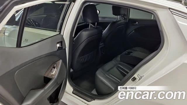 Kia K5 Prestige, 2012 11