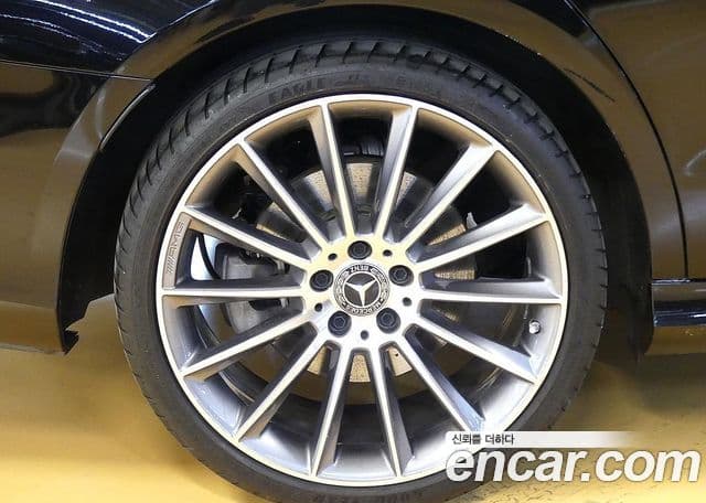 Mercedes-Benz E-класс W213 AMG Line, 2022 все фото