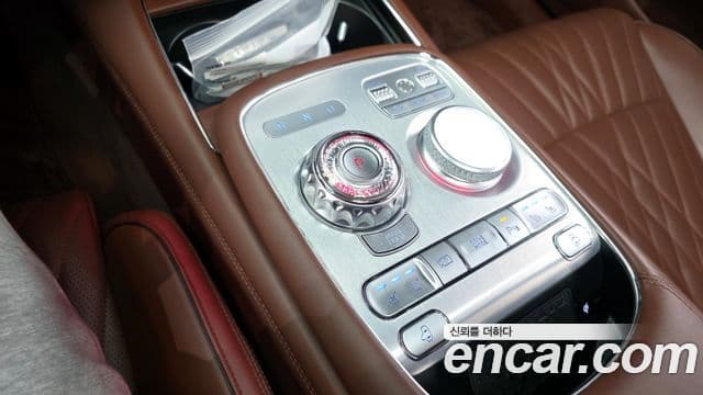 Genesis G90 (RS4) бензин 3.5 турбо AWD, 2023 9