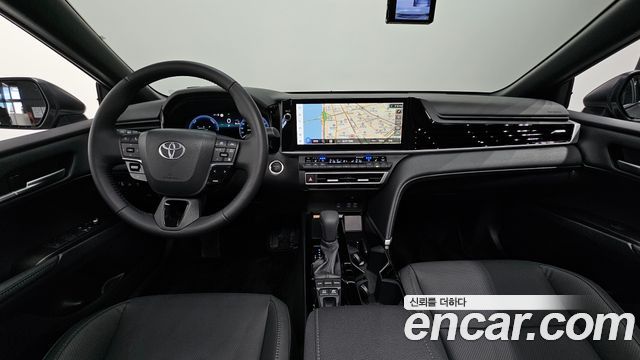 Toyota 캠리 (XV80) 2.5 XLE гибрид, 2026 7