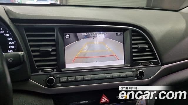 Hyundai Avante AD 1.6 LPI Smart(арендный автомобиль), 2018 14
