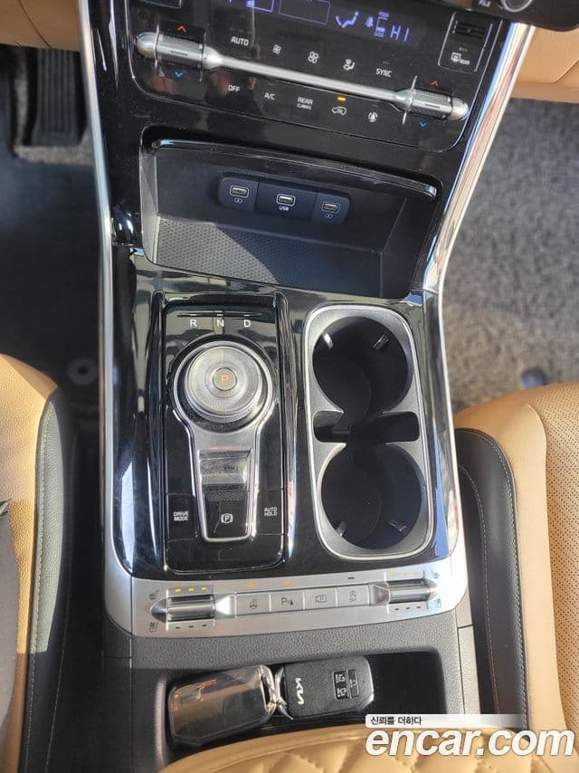 Kia Carnival 4세대 Signature, 2023 11