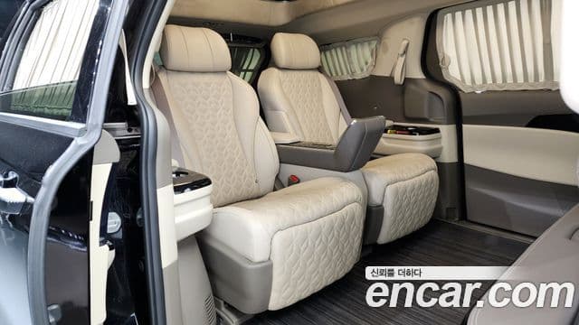 Kia Carnival 4세대 Signature, 2022 12