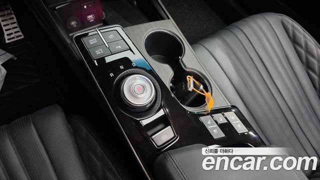 Kia K8 гибрид Signature, 2024 9