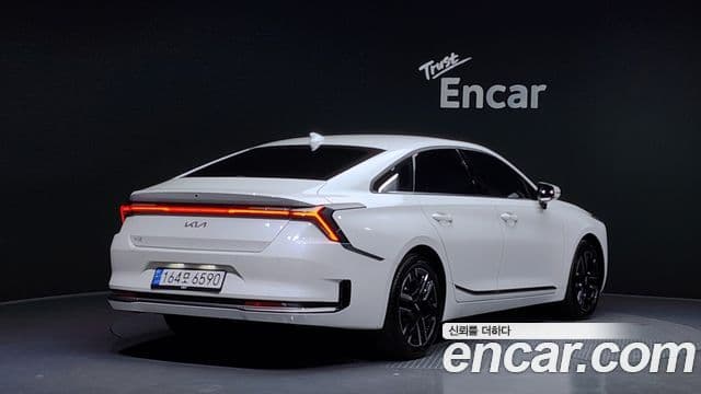 Kia The / новый New K8 Prestige, 2025 2