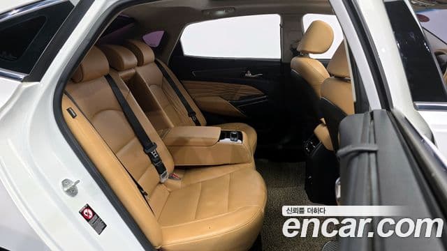 Kia K7 Premier гибрид Signature, 2020 12