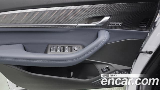 Renault Korea(Samsung) Grand Koleos 1.5 E-TECH iconic 2WD, 2025 18