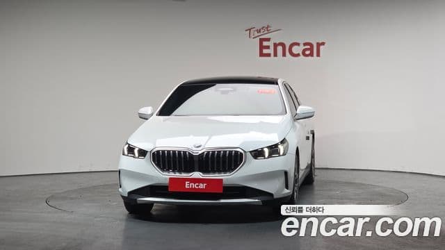 BMW 5시리즈 (G60), 2025 3