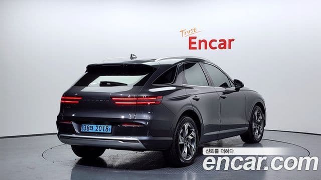 Genesis electrified GV70 e-AWD, 2022 2