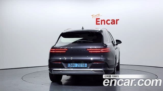 Genesis electrified GV70 e-AWD, 2022 4