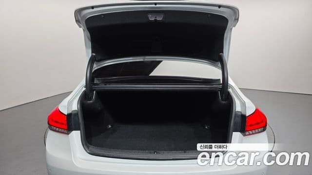 Genesis G80 Luxury, 2019 20