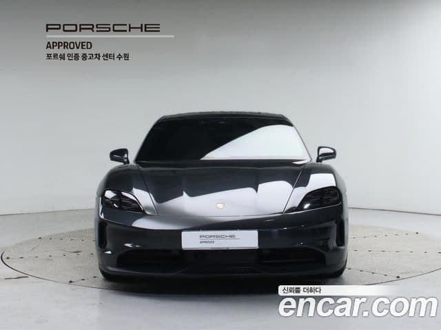 Porsche 타이칸 4S, 2025 3