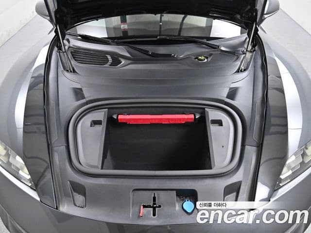 Porsche 타이칸 4S, 2025 6