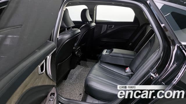 Kia K8 Prestige(арендный автомобиль), 2022 20