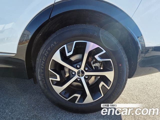 Kia Sportage 5세대 гибрид Signature 2WD, 2024 17
