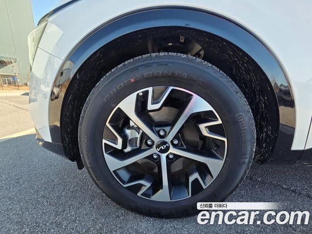 Kia Sportage 5세대 гибрид Signature 2WD, 2024 18