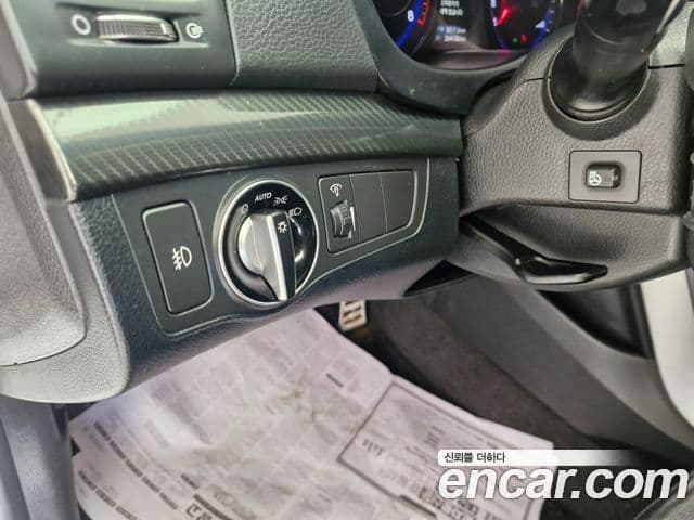 Hyundai i40 살룬 D Spec, 2015 12