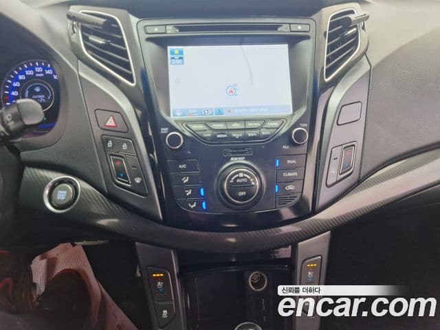 Hyundai i40 살룬 D Spec, 2015 16
