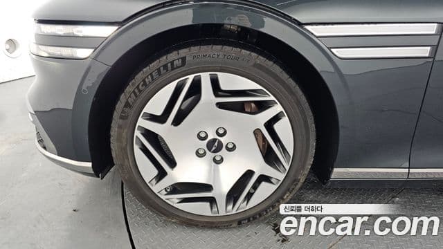 Genesis G90 (RS4) бензин 3.5 турбо e-S/C AWD LWB, 2023 все фото