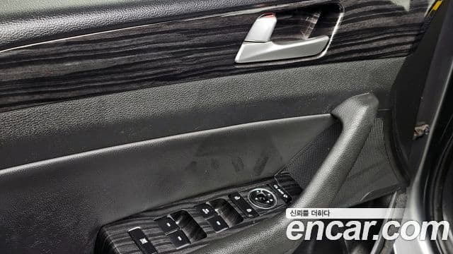 Hyundai LF Sonata гибрид Modern, 2017 14