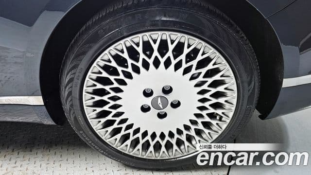 Genesis G80 (RG3) бензин 2.5 турбо AWD, 2023 все фото