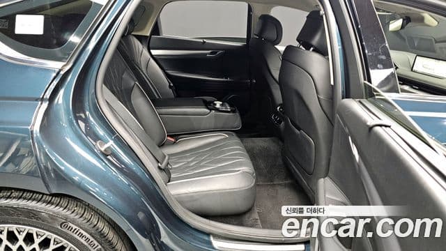 Genesis G80 (RG3) бензин 2.5 турбо AWD, 2023 12