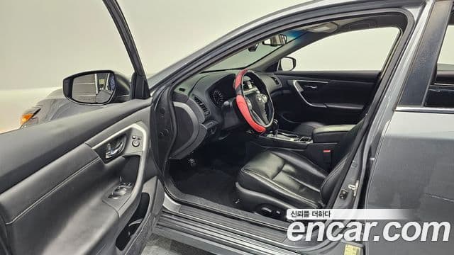 Nissan 알티마 L33, 2017 10