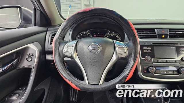 Nissan 알티마 L33, 2017 13