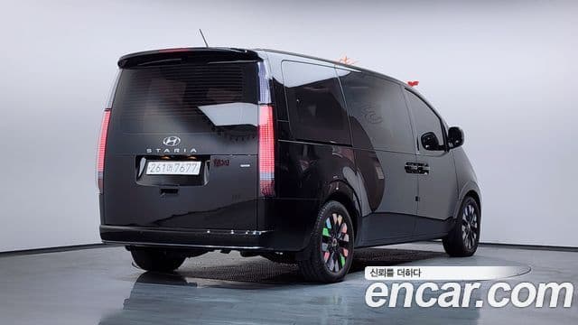 Hyundai Staria Inspiration, 2022 2