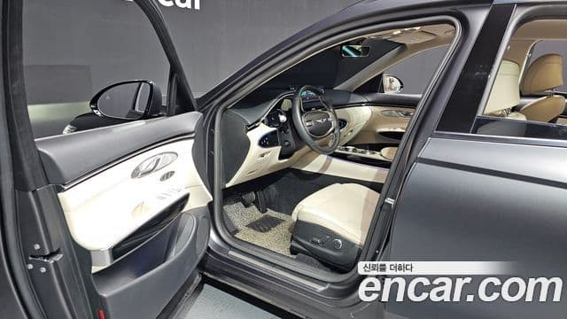 Genesis GV70, 2021 10