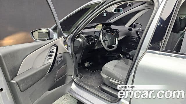 Ситроен / DS C4 피카소 1.6 B-HDI Feel (название комплектации), 2018 11