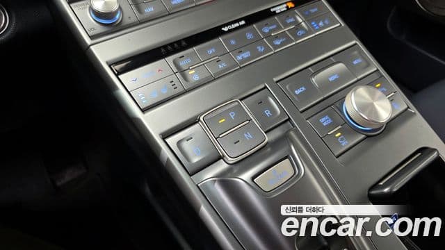 Hyundai NEXO Premium, 2024 9