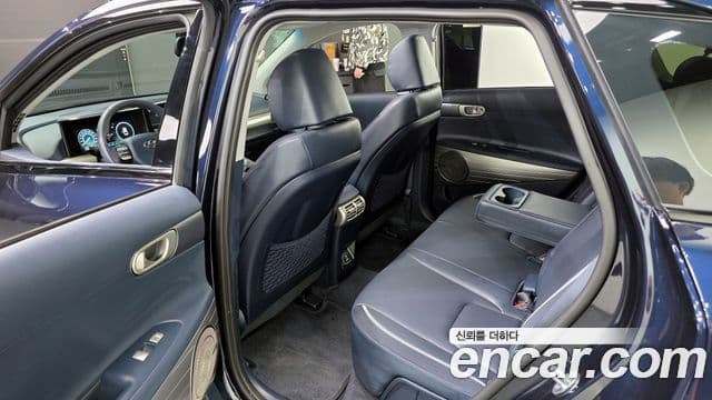 Hyundai NEXO Premium, 2024 11