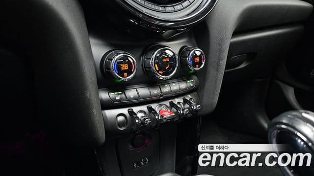 Mini Cooper S 3세대, 2017 16