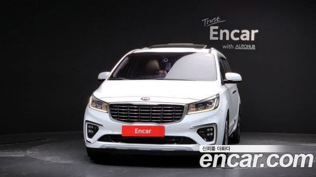 Kia The / новый New Carnival Noblesse, 2019 3