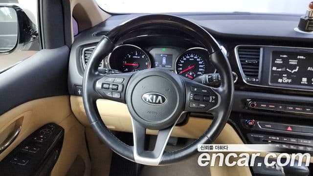 Kia The / новый New Carnival Noblesse, 2019 13