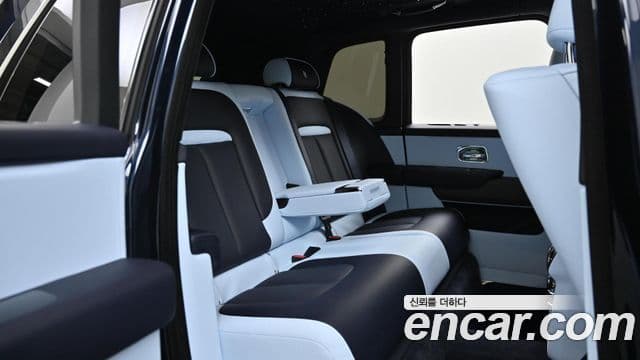 Rolls-Royce Cullinan, 2025 12