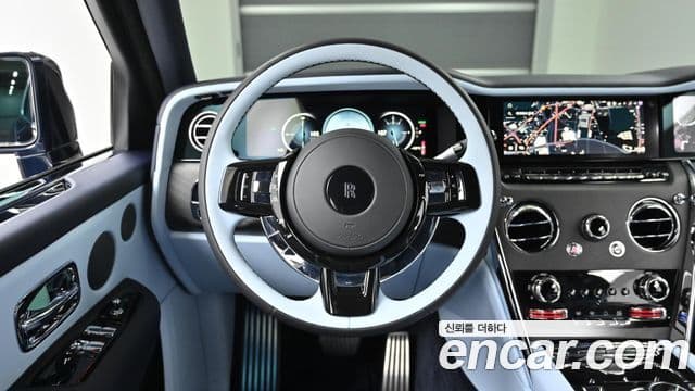 Rolls-Royce Cullinan, 2025 13