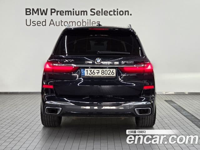 BMW X7 (G07) xDrive 40i M Sport 6인승, 2021 3