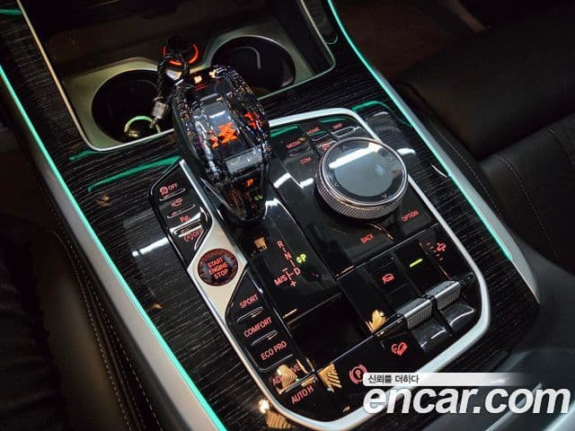 BMW X7 (G07) xDrive 40i M Sport 6인승, 2021 10