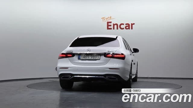 Mercedes-Benz E-класс W213 AMG Line, 2021 4