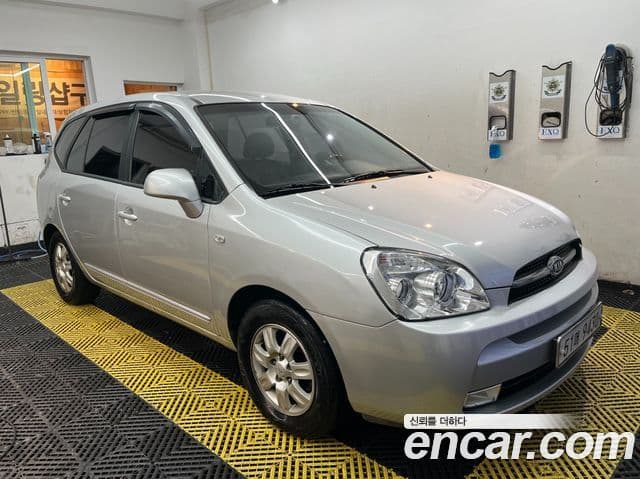 Kia 뉴카렌스 топовая версия, 2008 3