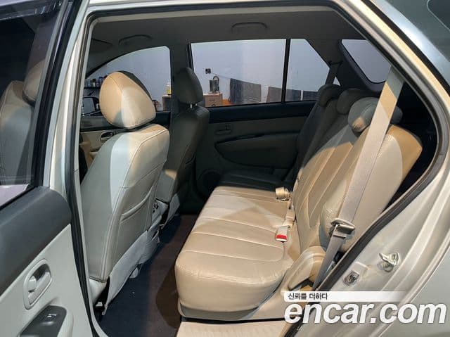 Kia 뉴카렌스 топовая версия, 2008 18